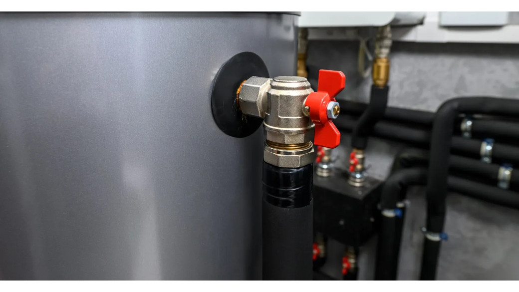 Zasobniki buforowe w budynkach wielorodzinnych – co warto wiedzieć?